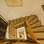 Boutique Monaco 4* ブカレスト