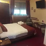 Boutique Monaco ホテル