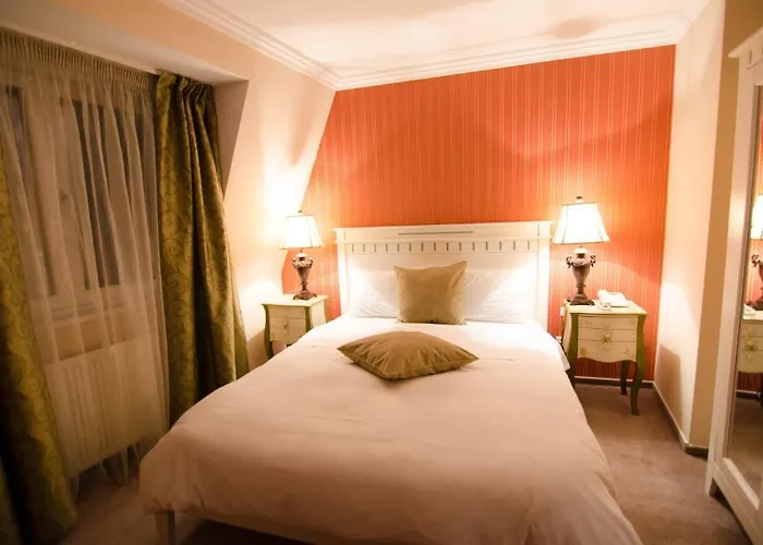 Boutique Monaco Hotel 4*