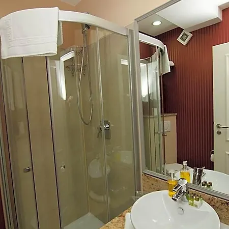 Boutique Monaco Hotel