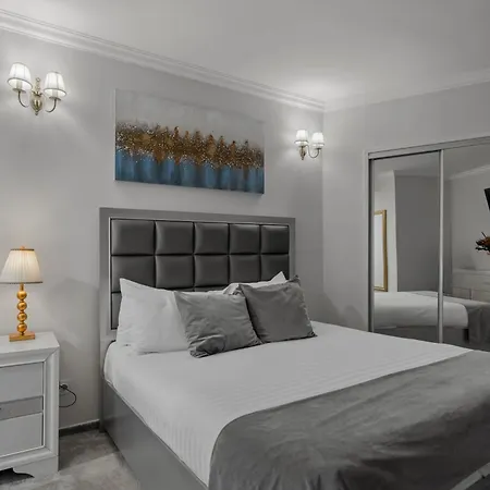 Boutique Monaco