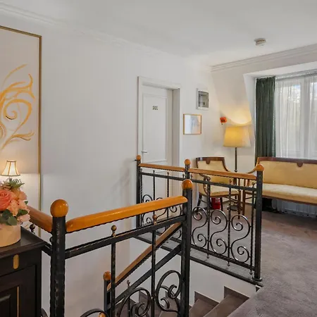 Boutique Monaco Bucharest