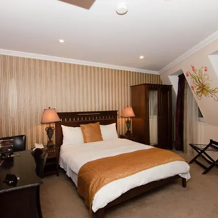 Hotel Boutique Monaco Boekarest