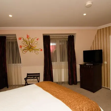 Hotel Boutique Monaco 4*