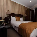 Boutique Monaco Отель Бухарест