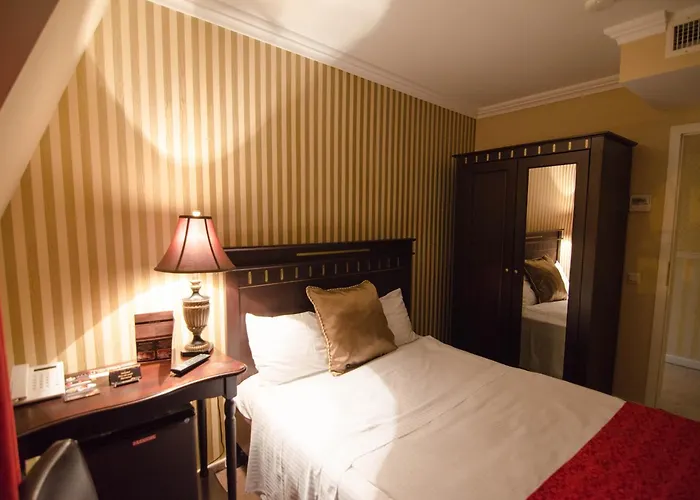 Boutique Monaco Hotel