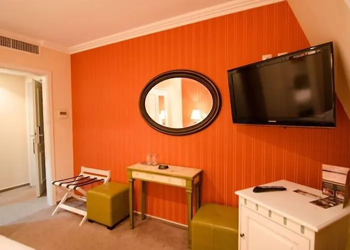 Boutique Monaco Szálloda Bukarest