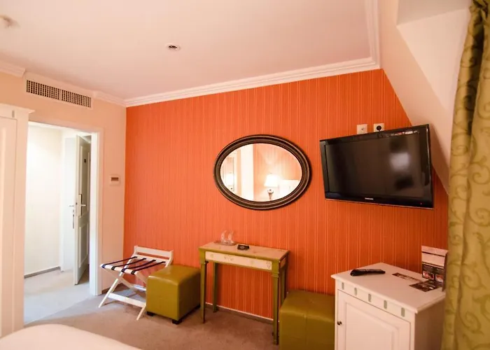 Szálloda Boutique Monaco Bukarest