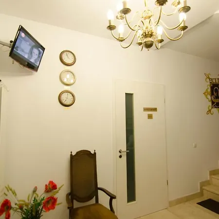 Boutique Monaco Hotel 4*