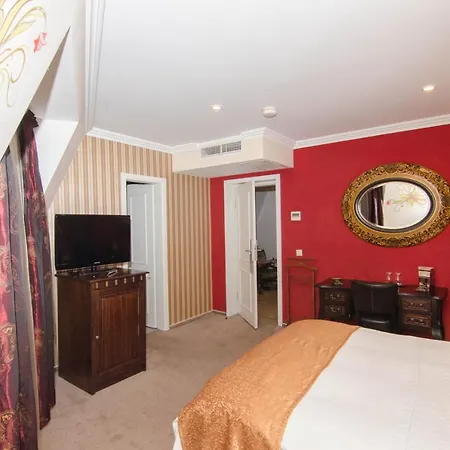Boutique Monaco Hotel 4*